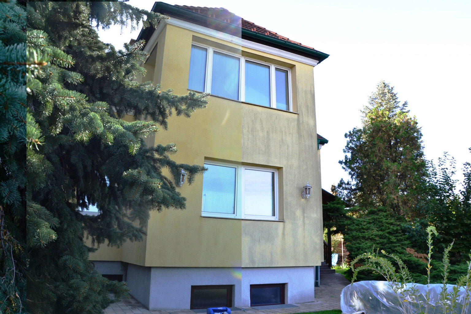 Hausfassade vor und nach der Fassadenreinigung